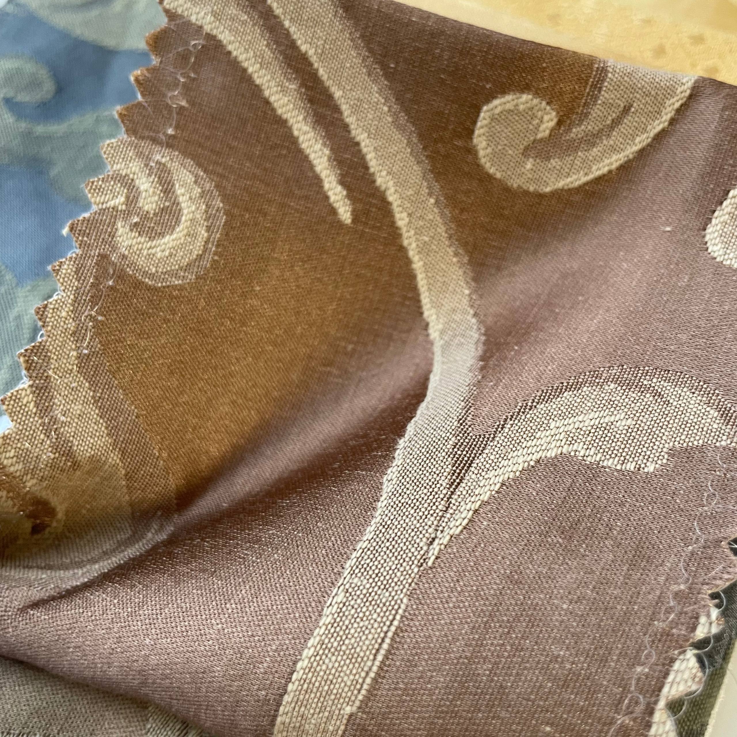 WY-table classic-coconut